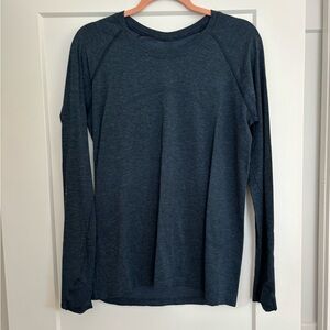 lululemon Swiftly Tech Hip Length Long Sleeve / Size 12 / Navy